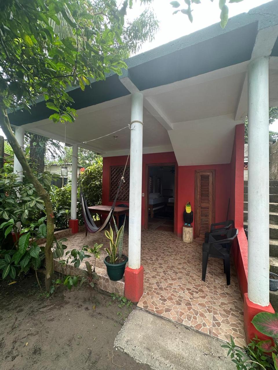 Hotel Don Quichotte Tortuguero Extérieur photo