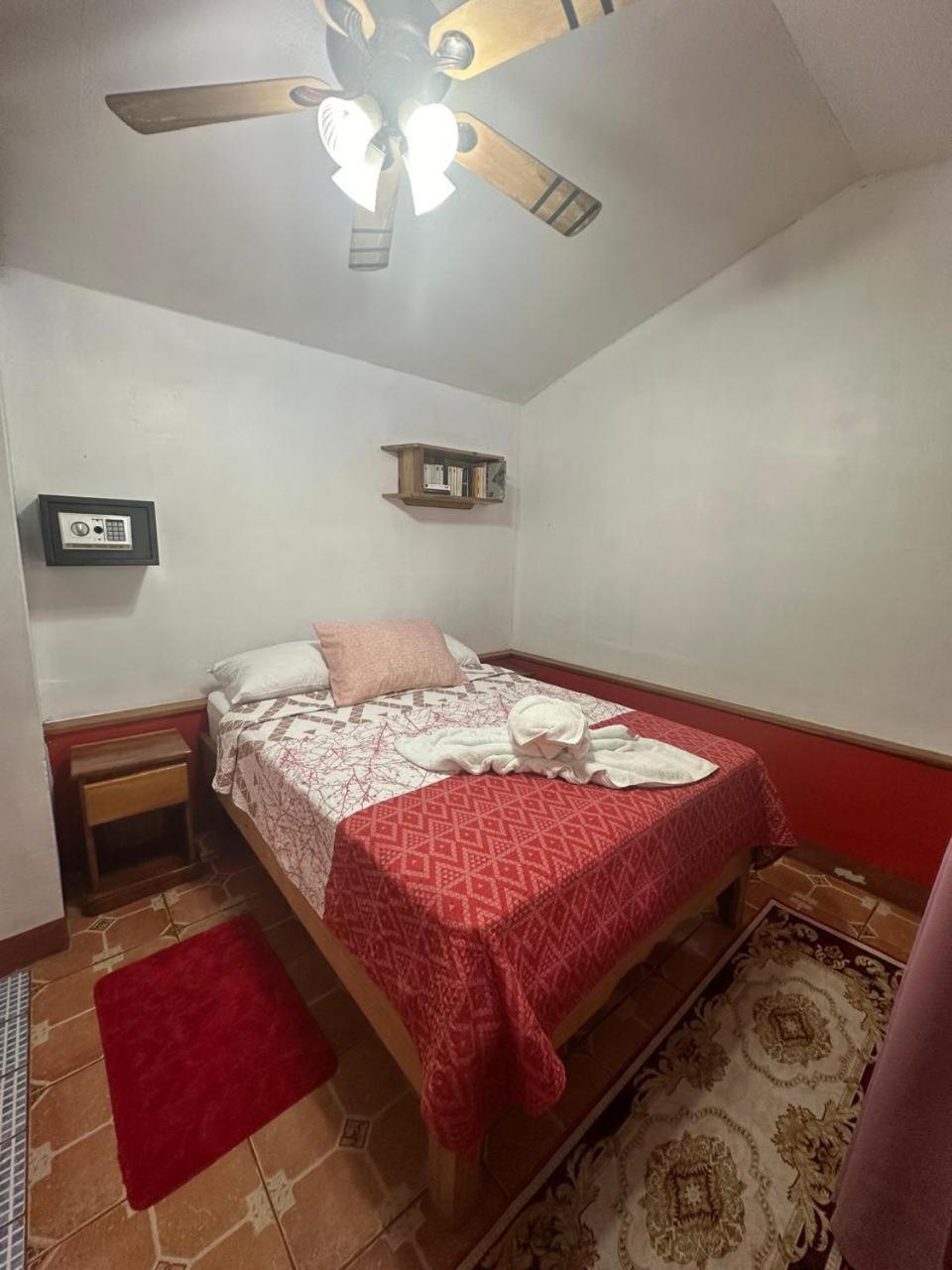 Hotel Don Quichotte Tortuguero Extérieur photo